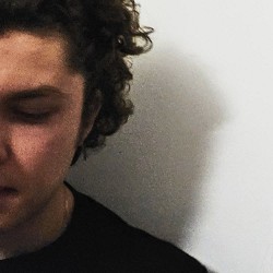 Kostiuchenko - окуляри зламані