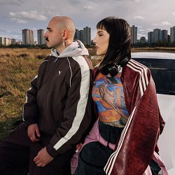 OTOY, KLER - На двох